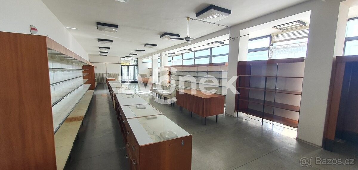 Pronájem obchodní prostory - Polešovice, 687 37