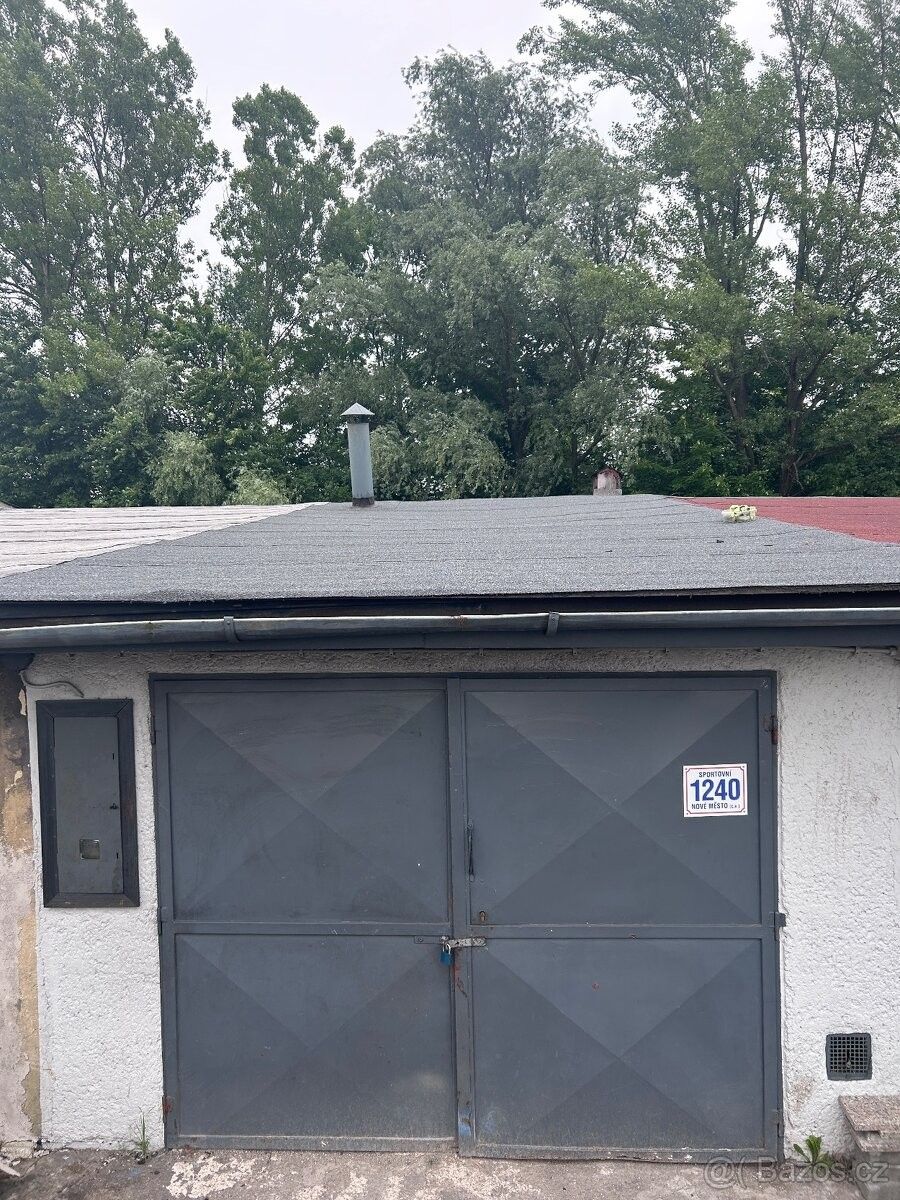 Garáže, Karviná, 735 06