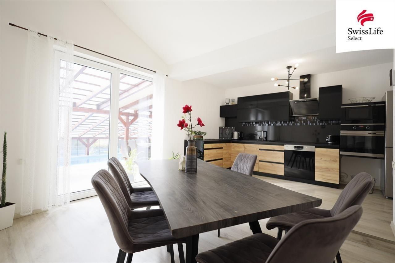 Rodinné domy, Vystrkov, 186 m²