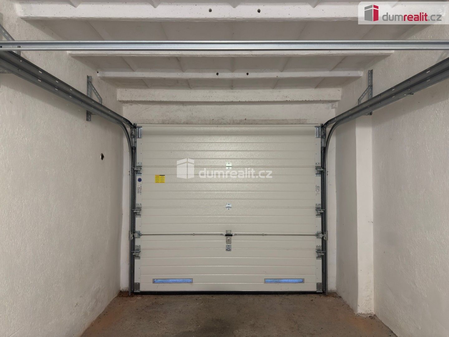 Garáže, Litevská, Kladno, 18 m²