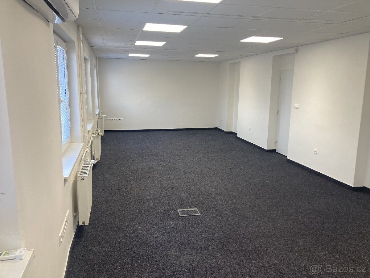 Pronájem kancelář - Třinec, 739 61