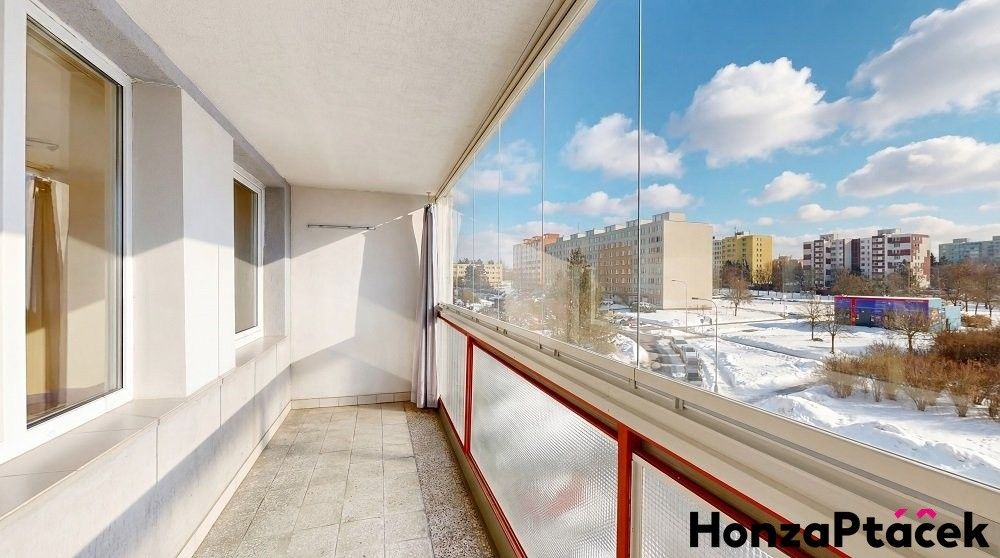 Prodej byt 1+1 - Poznaňská, Praha, 57 m²