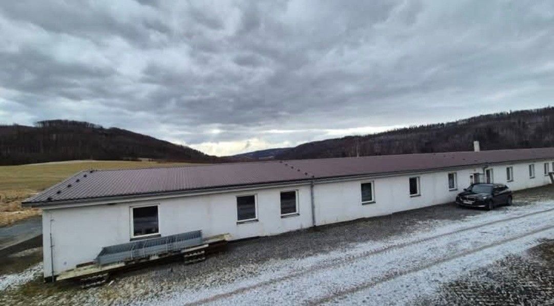 Sklady, Ostrava, 725 27