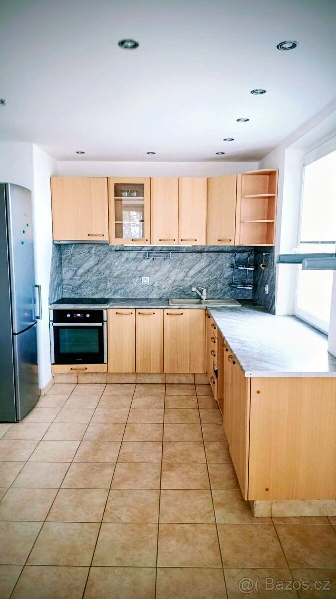 Pronájem byt - Benešov u Prahy, 256 01