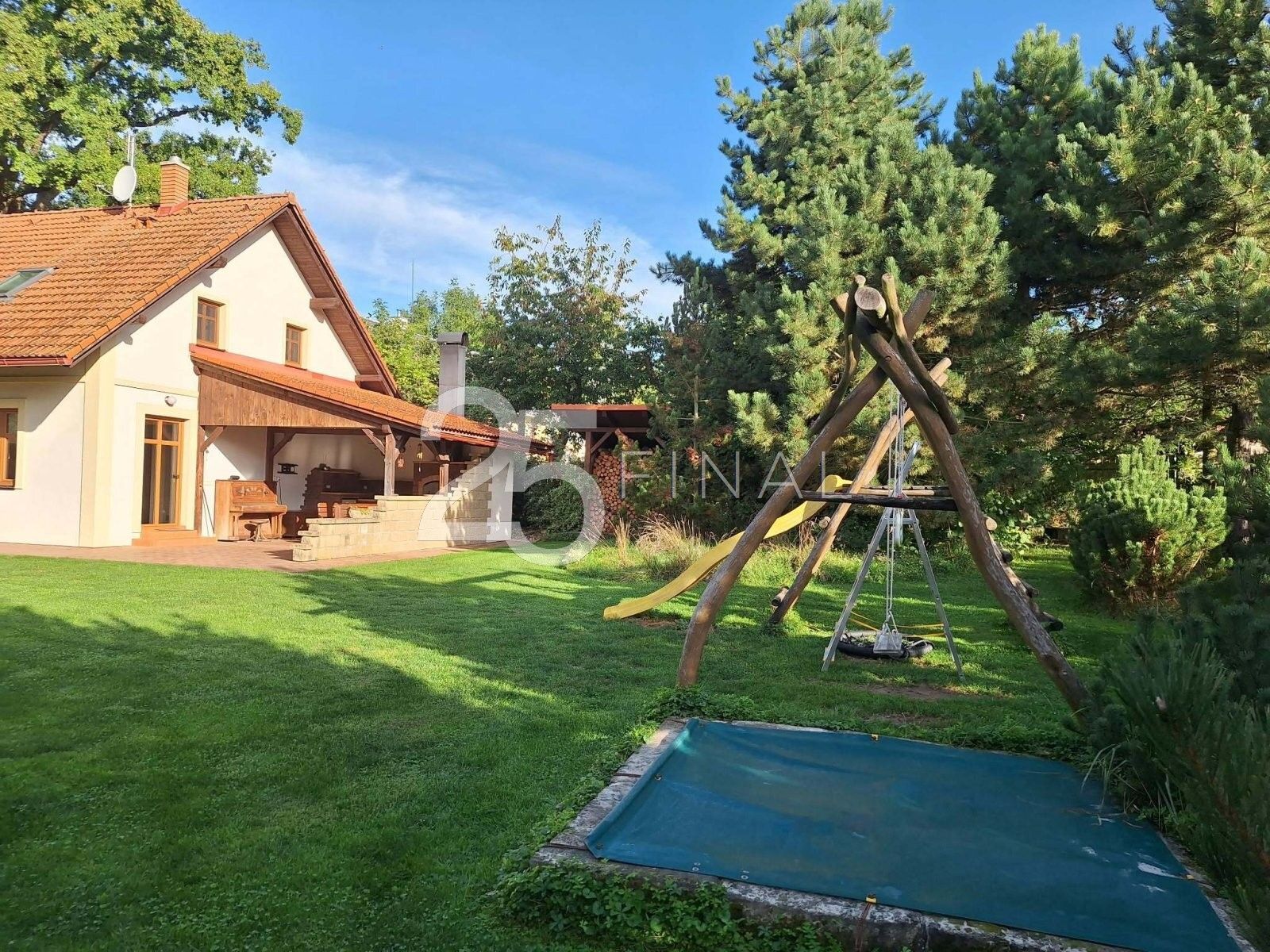 Pronájem rodinný dům - Osek, 200 m² - 5