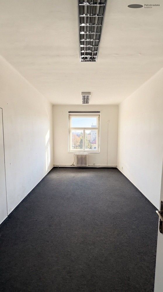 Kancelář · 18 m² · Praha - Holešovice, okres Praha 7, Hlavní město Praha - 3