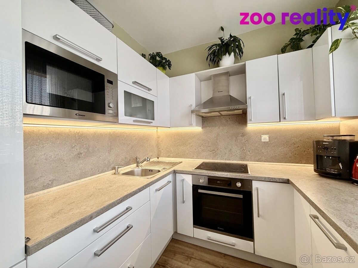 Prodej byt - Chomutov, 430 01