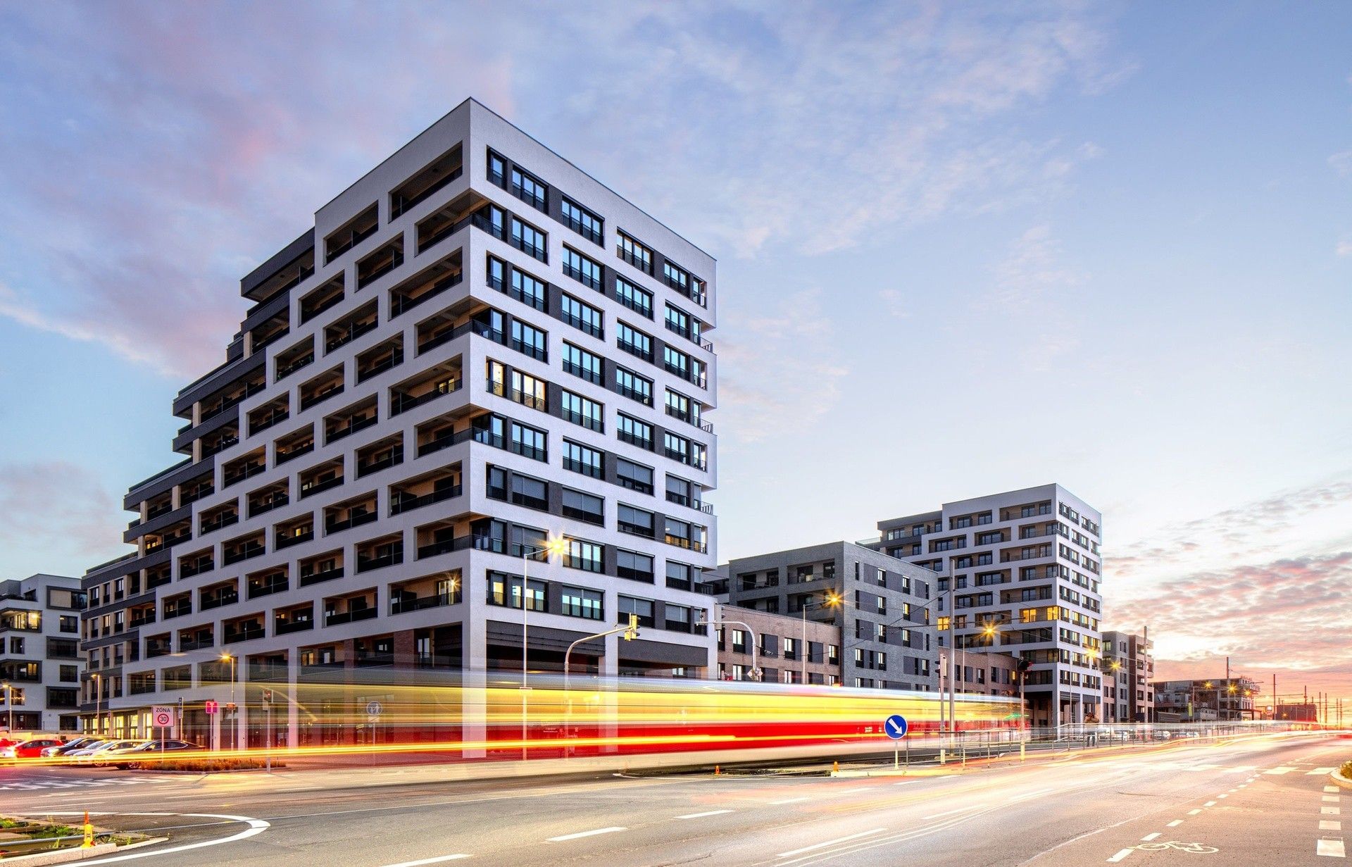 2+kk, Poděbradská,Hloubětín,Praha, 50 m² - 1