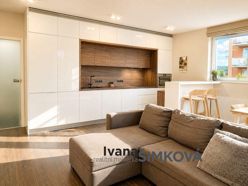Byt 3+kk · 83 m² · Praha - Háje, okres Praha 11, Hlavní město Praha - 4