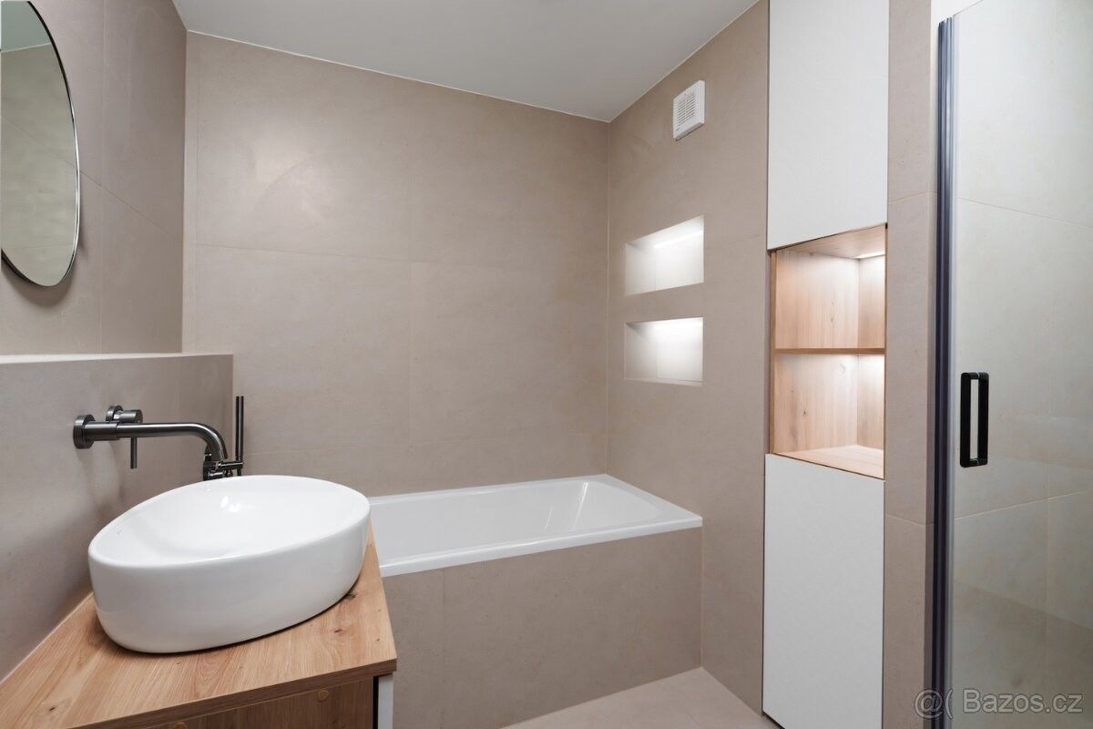 Byty, Poděbrady, 290 01