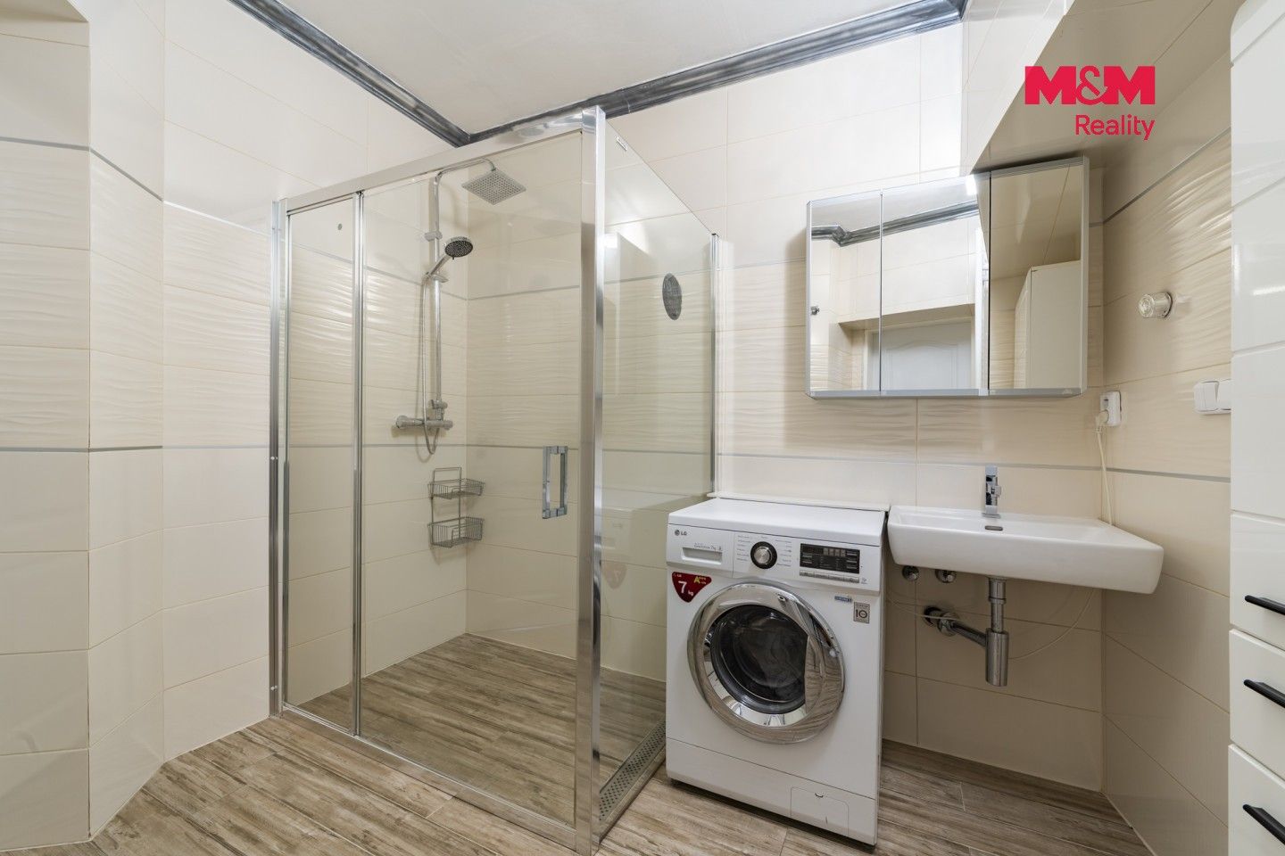 Byt 5+1 · 340 m² · nábřeží Jana Palacha, Karlovy Vary - 4