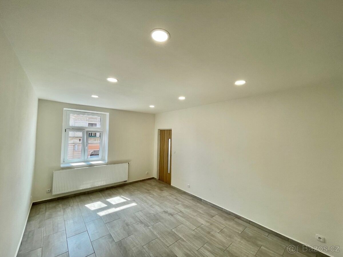 Pronájem rodinný dům - Kolín, 280 02