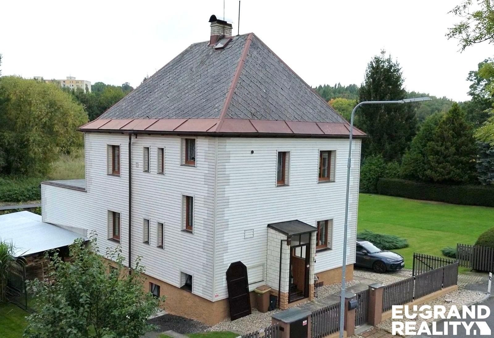 Rodinné domy, Sukova, Rumburk, 180 m² - 1