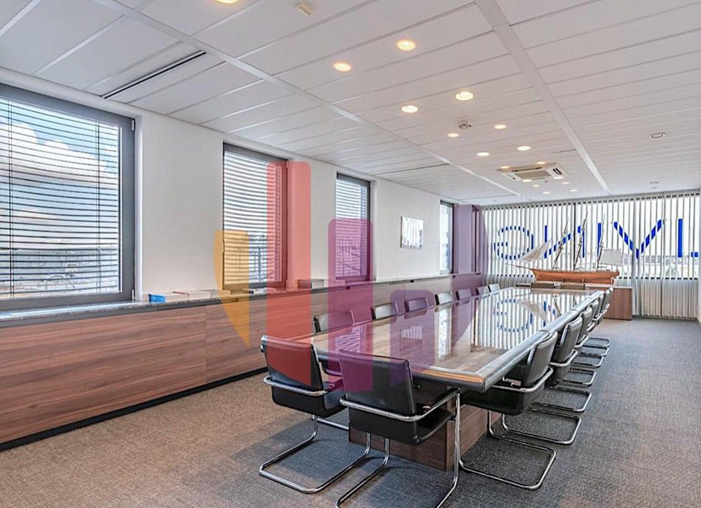 Obchodní prostory · 258 m² · Praha - Stodůlky, okres Praha 13, Hlavní město Praha - 4