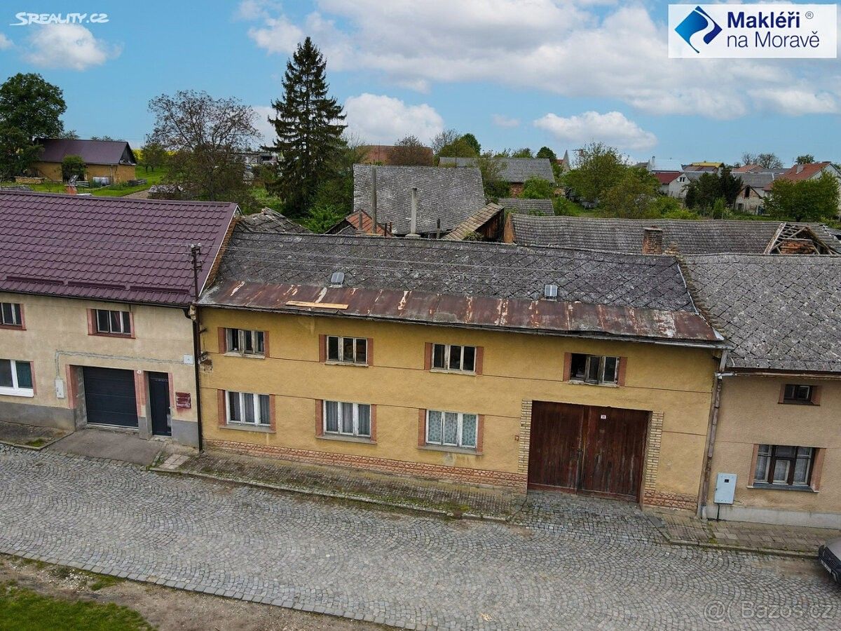 Prodej pozemek - Morkovice-Slížany, 768 33, 1 704 m²