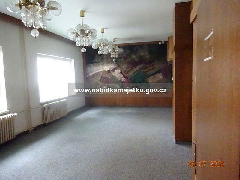 Prodej kancelář - Cheb, Karlovarský kraj, 1 321 m² - 5