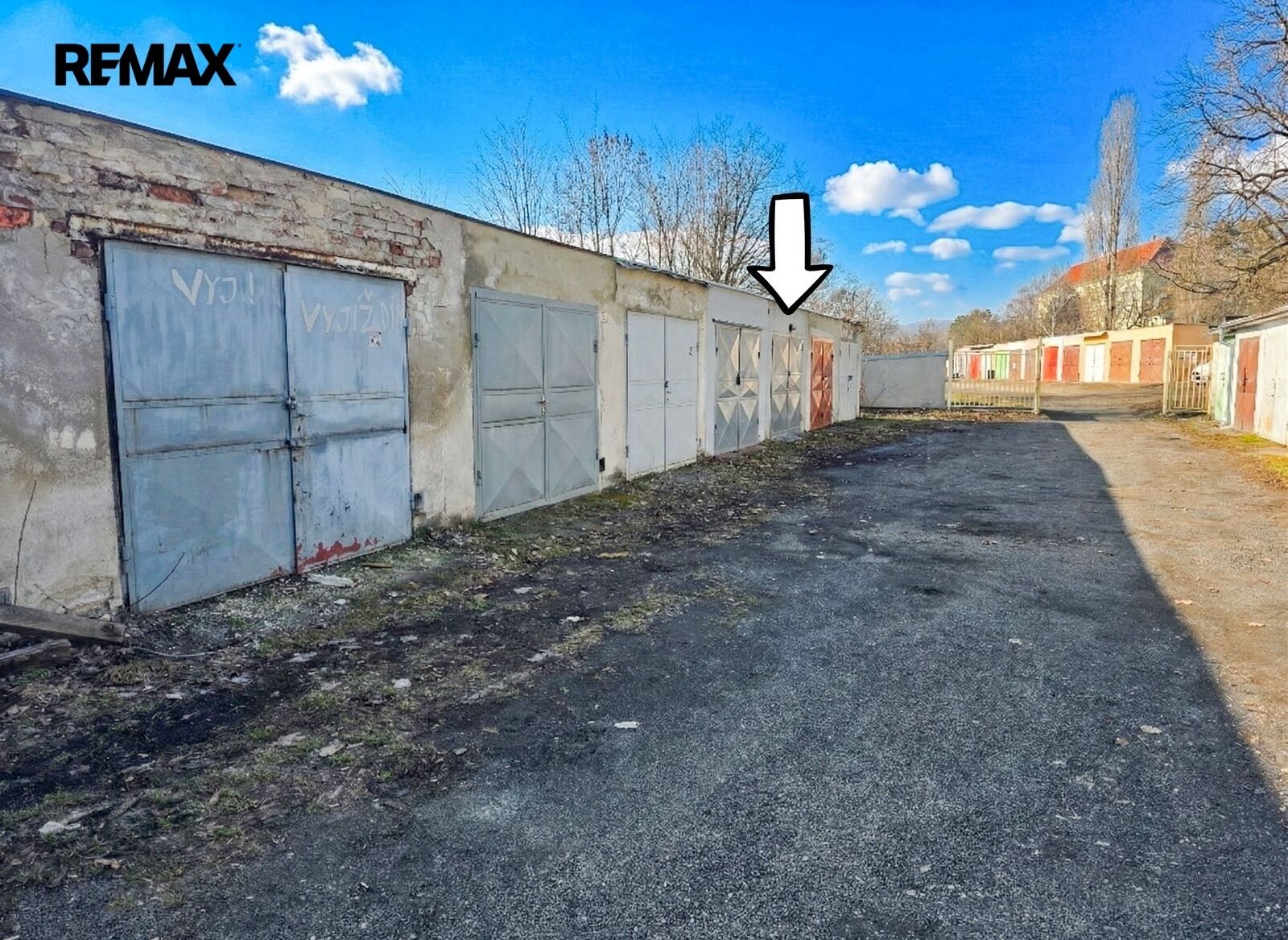 Garáže, Chomutov, 23 m² - 2
