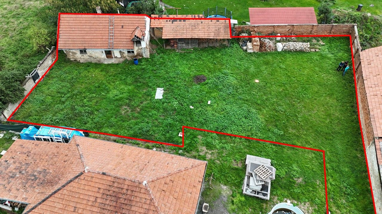 Pozemek pro bydlení · 977 m² · Kozárovice 21, Zálezlice - 3