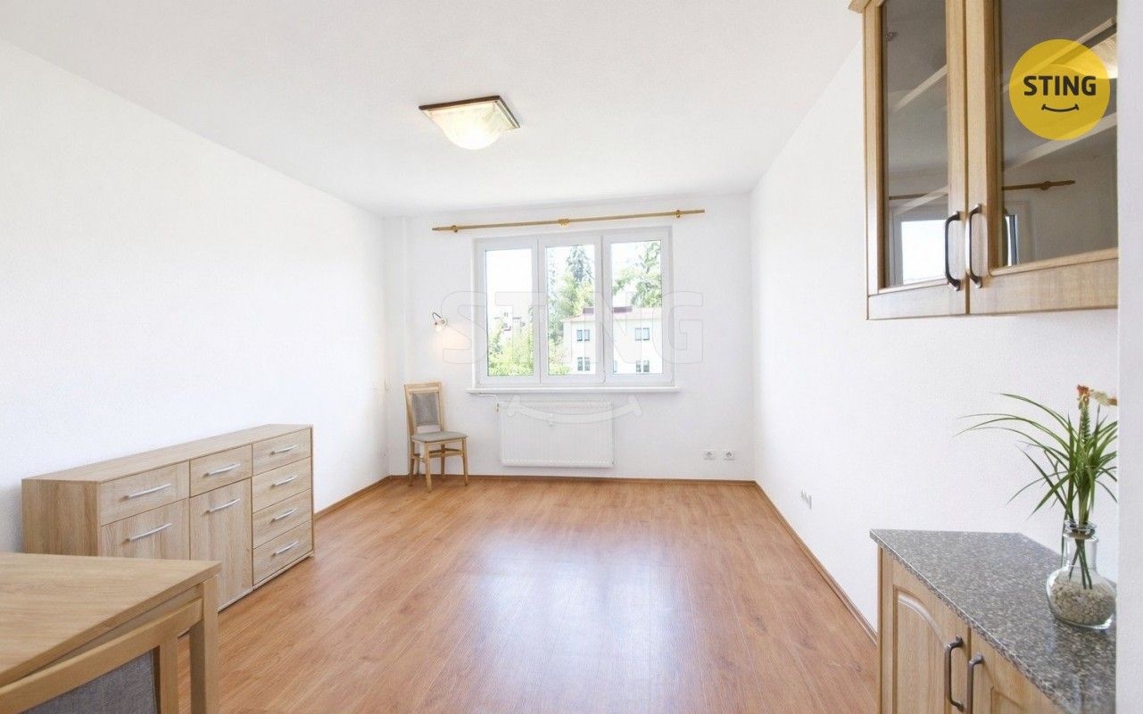 1+1, Hluboká, Zlín, 37 m² - 2