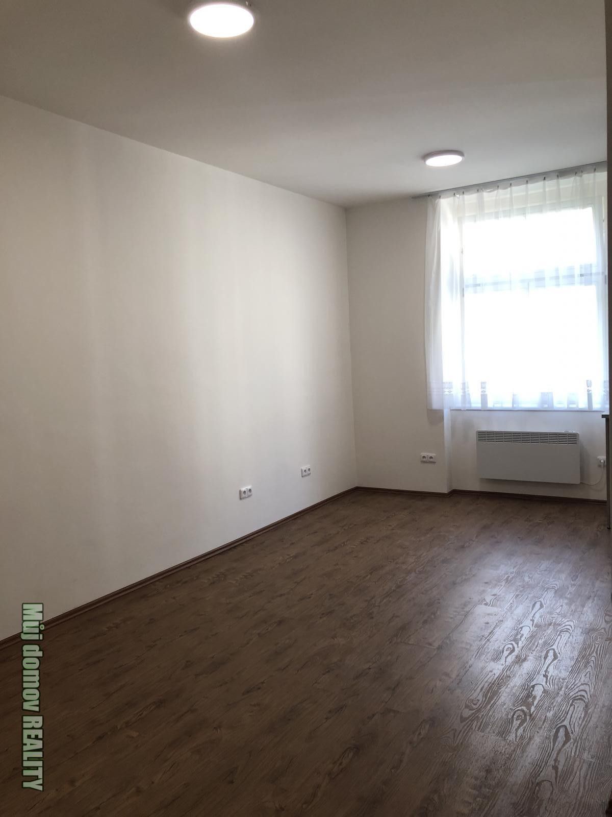 1+kk, Jaselská , Praha, 29 m² - 2