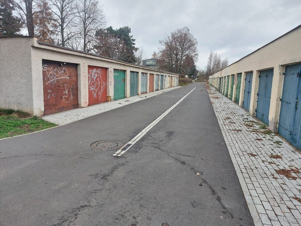 Garáže, Praha, 190 00