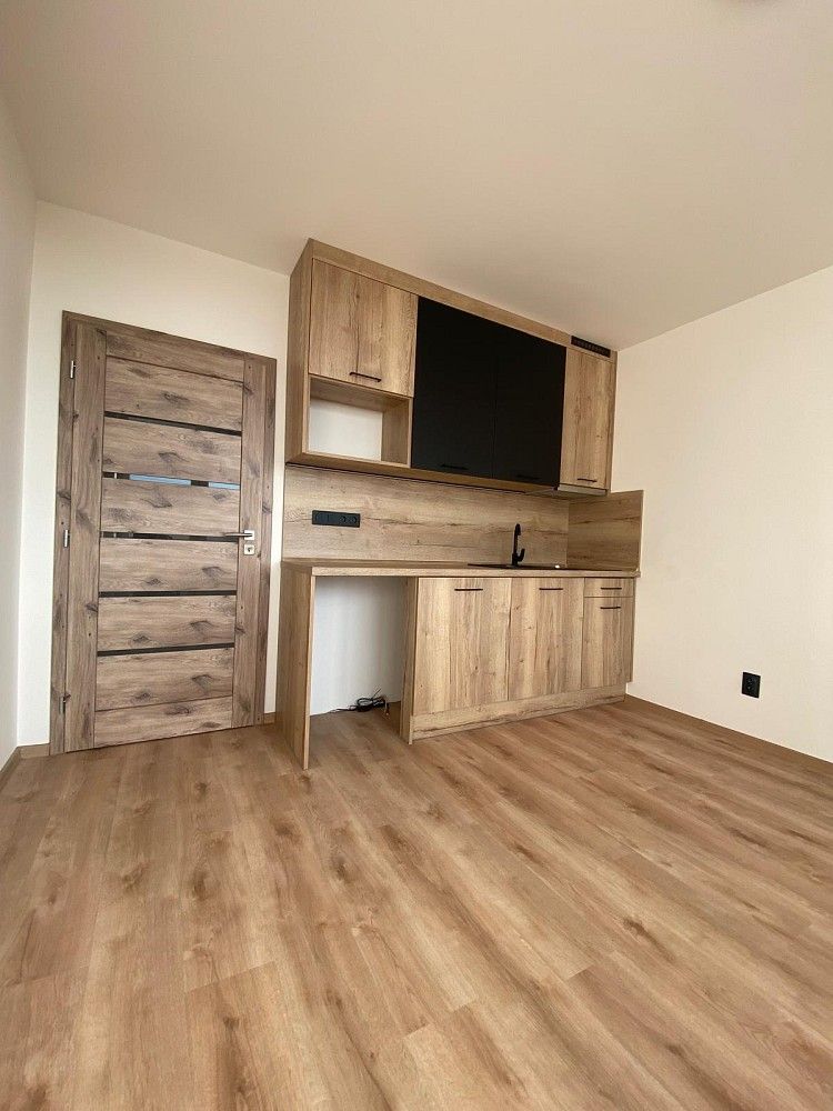 Pronájem byt 1+kk - U Věžových domů, Most, 22 m² - 5