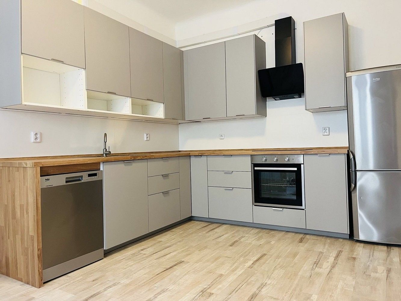 Byt 2+kk · 50,3 m² · Praha - Libeň, okres Praha 8, Hlavní město Praha - 4