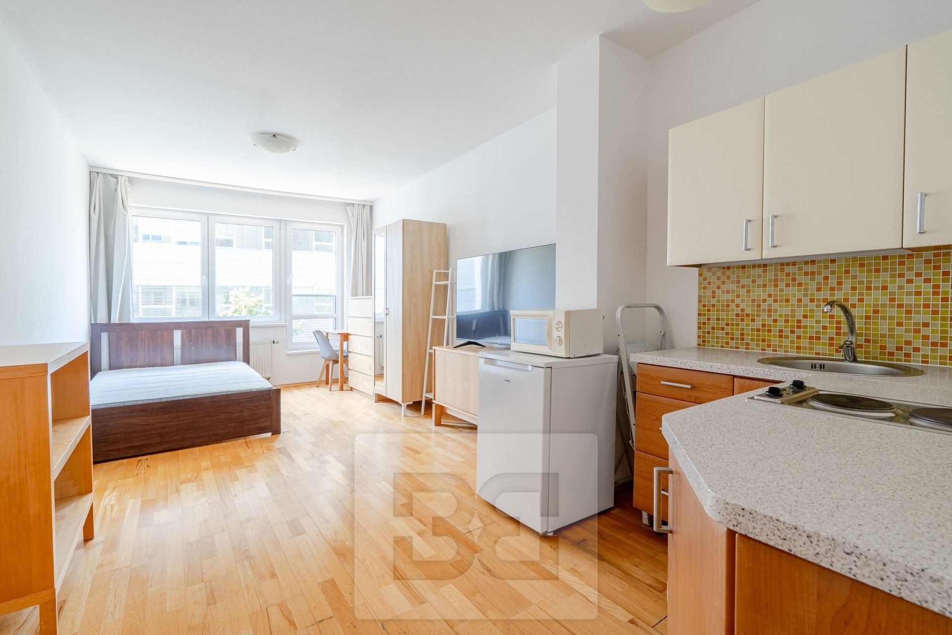 1+kk, Jemnická 355, Praha Michle, 30 m² - 1