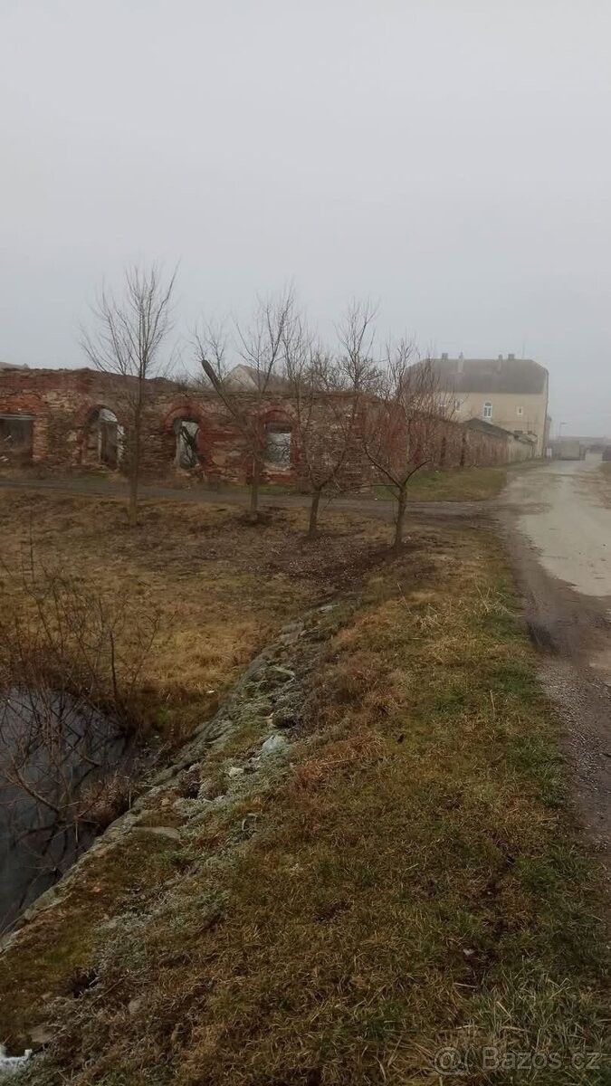 Prodej byt - Šumná, 671 02