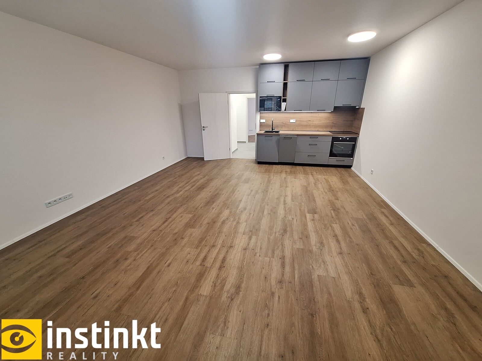 Pronájem byt 2+kk - Železná 3057, Plzeň Jižní Předměstí, 72 m² - 5