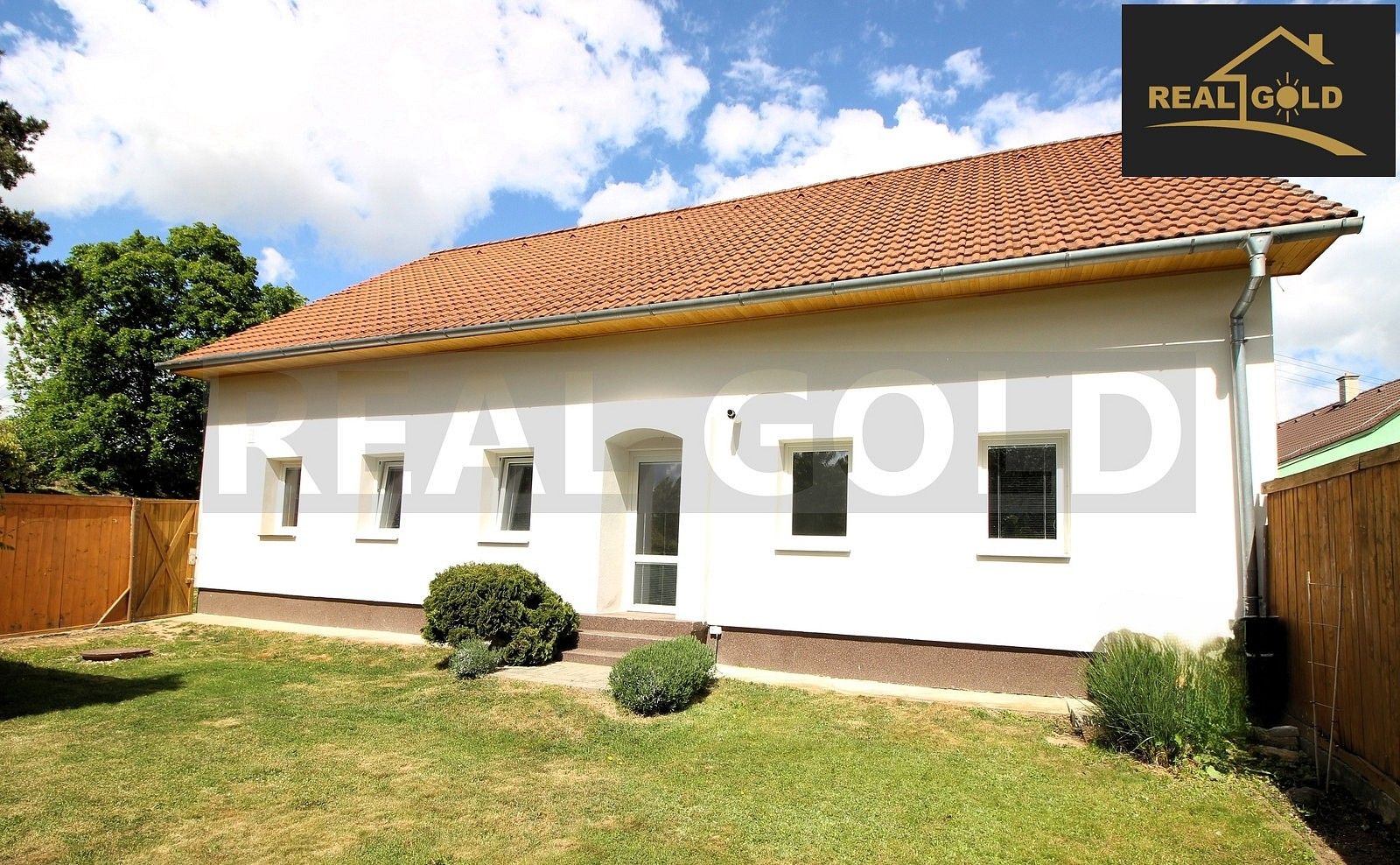 Rodinné domy, Bohušice, okres Třebíč, 280 m² - 2