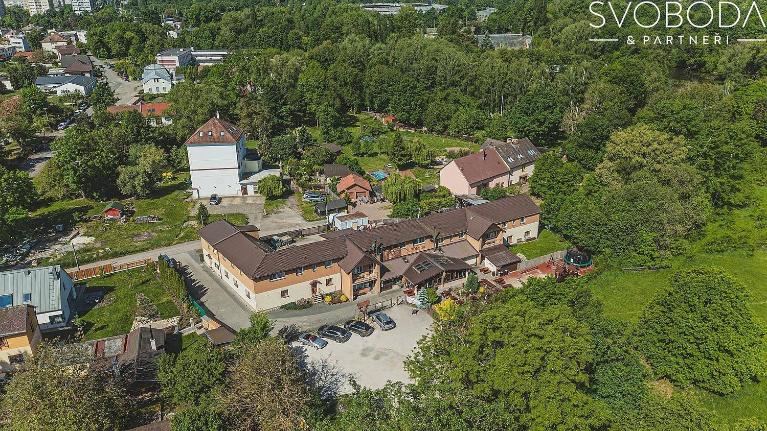 Ubytovací zařízení, Hradec Králové - Malšovice, Královéhradecký kraj, 915 m² - 1