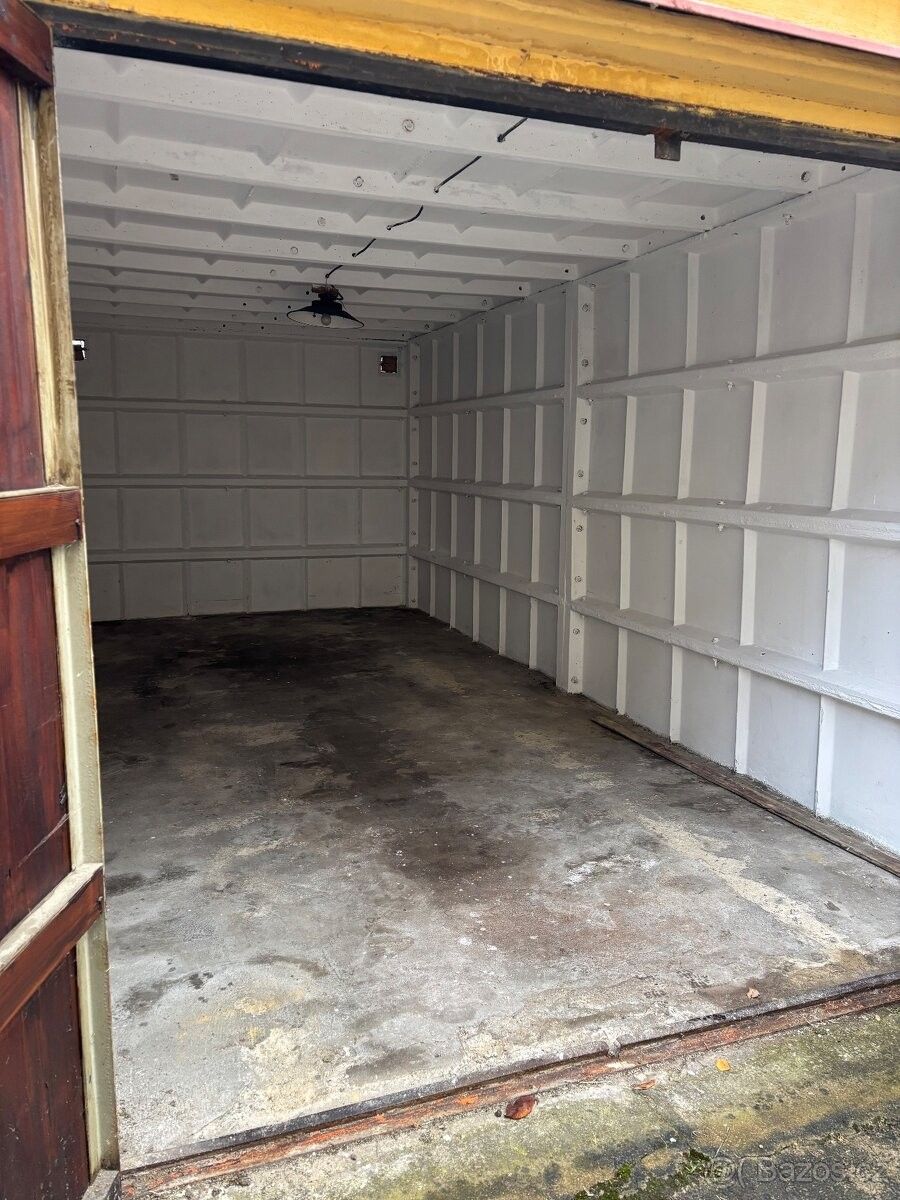 Garáže, Litoměřice, 412 01