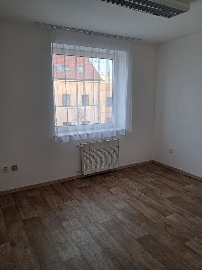 Pronájem kancelář - Nový Bydžov, 504 01