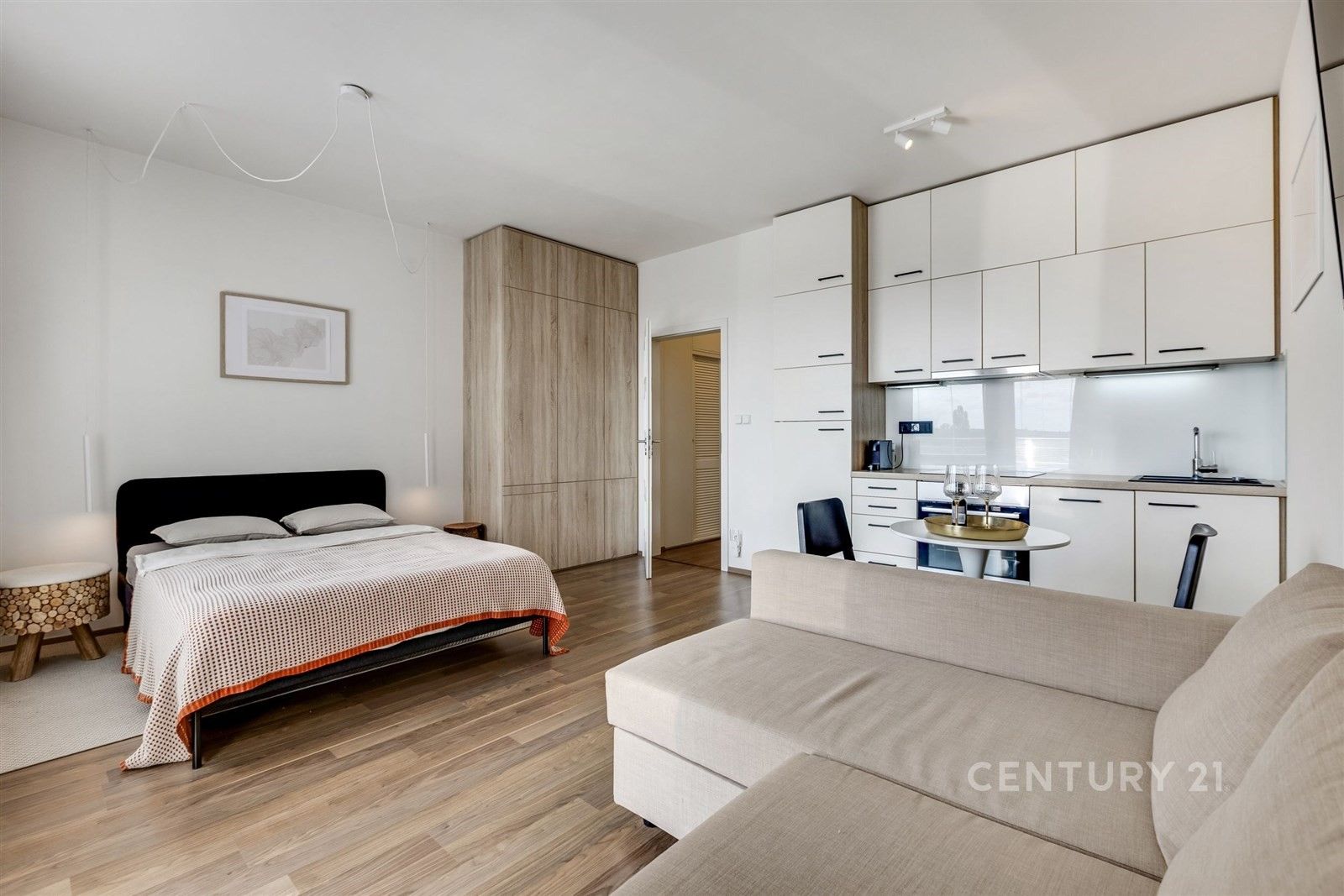 1+kk, Miroslava Hajna , Praha Letňany, 37 m² - 1