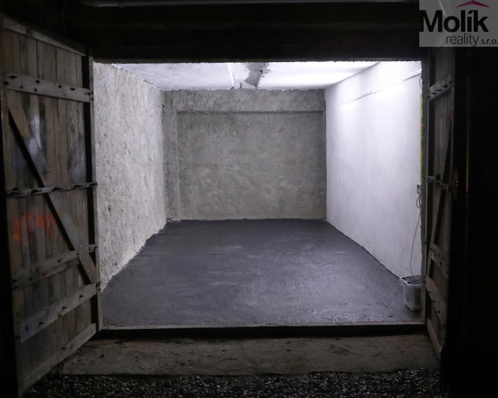 Garáž · 24 m² · nám. 5. května, Obrnice - 3
