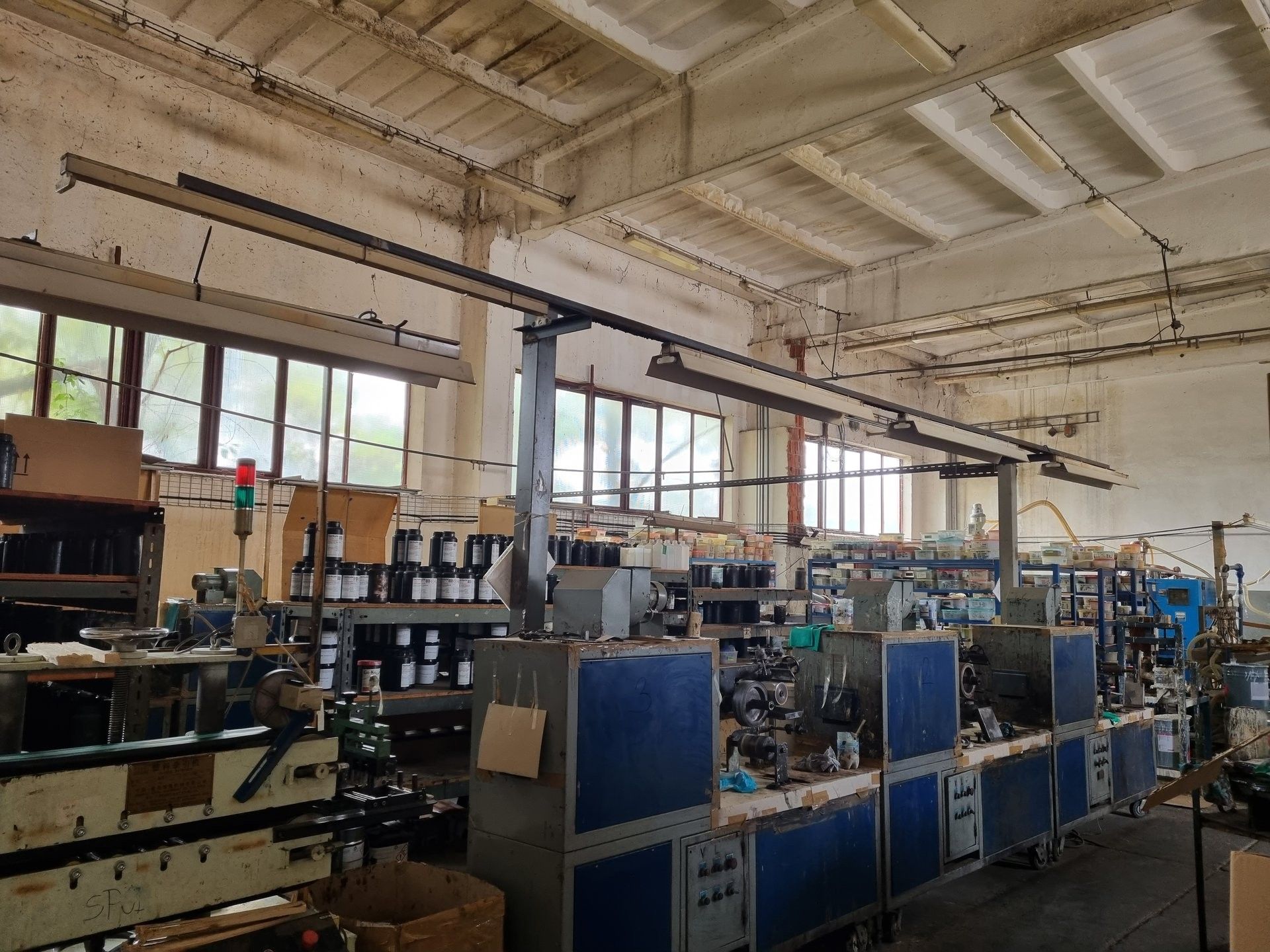 Pronájem výrobní prostory - Všemyslice, 702 m²