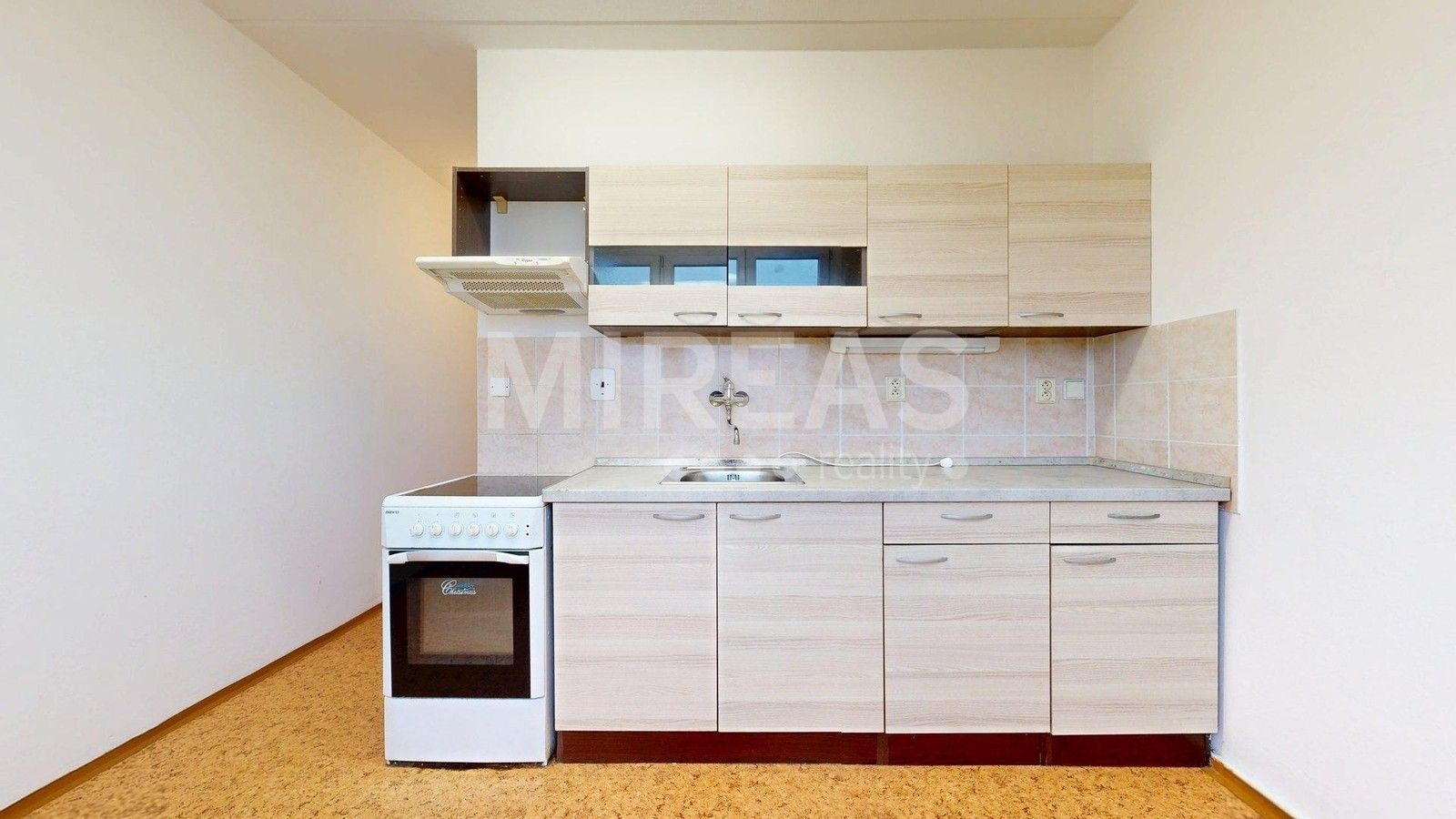 2+1, Armádní, Milovice, 56 m²