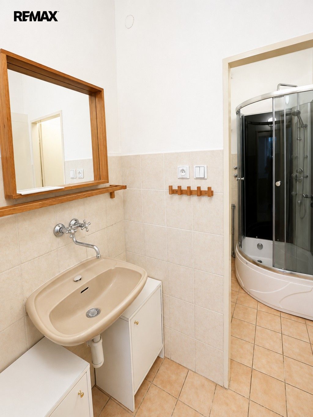 Kancelář · 62 m² · Karmelitská 382, Praha Malá Strana - 4