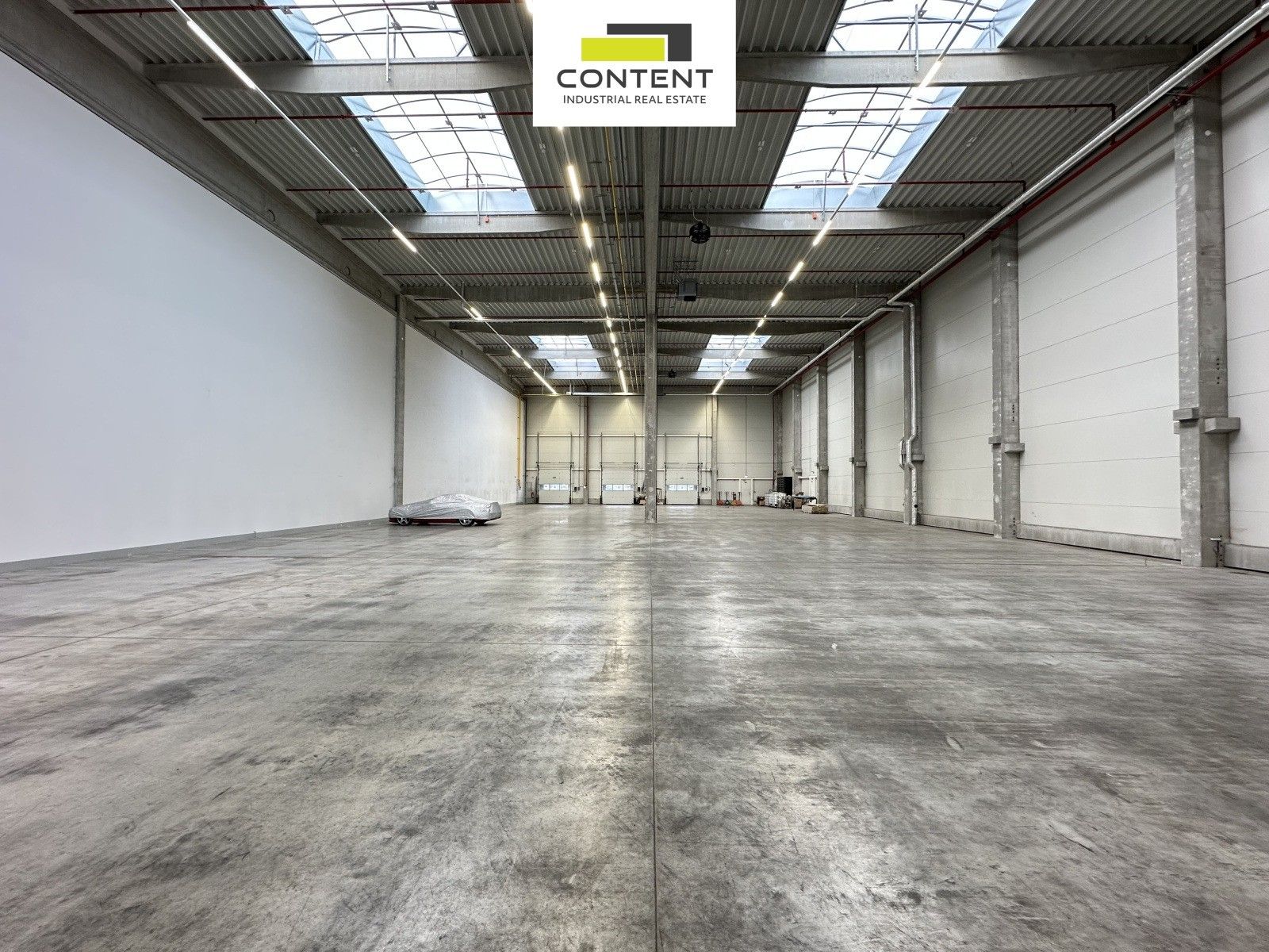 Pronájem sklad - Zápy, 4 435 m²