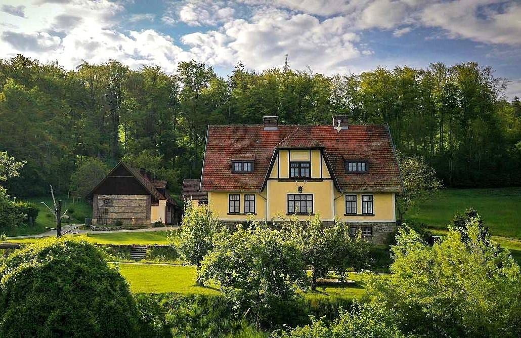Chaty, Brloh - Jaronín, Jihočeský kraj