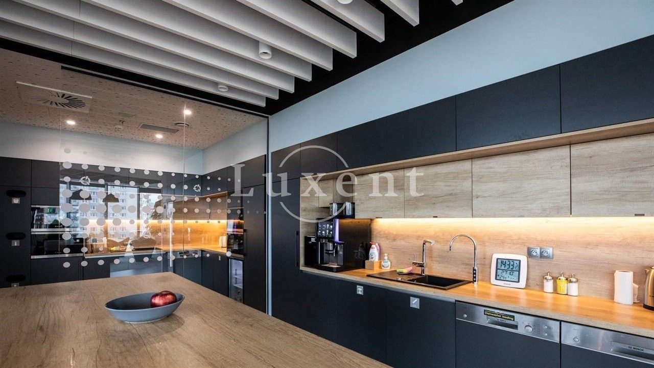 Kancelář · 902 m² · Jihlavská  , Praha Michle - 4