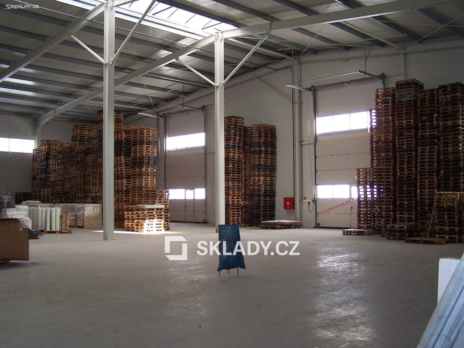 Sklady, Mírová, 1 000 m² - 1
