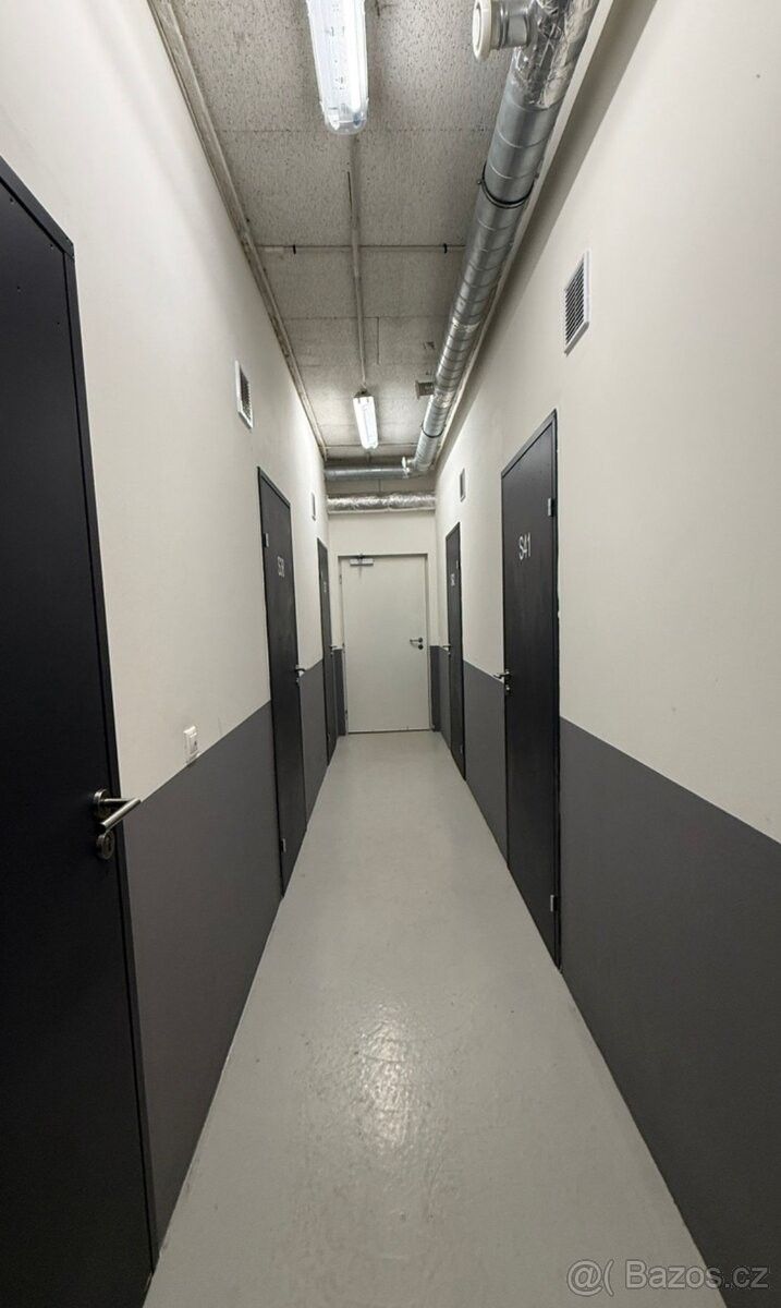 Pronájem sklad - Praha, 143 00