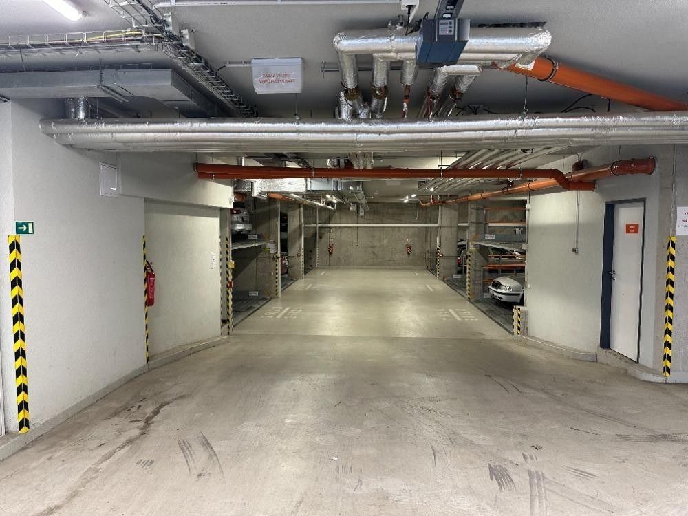 Garáž, 15 m²