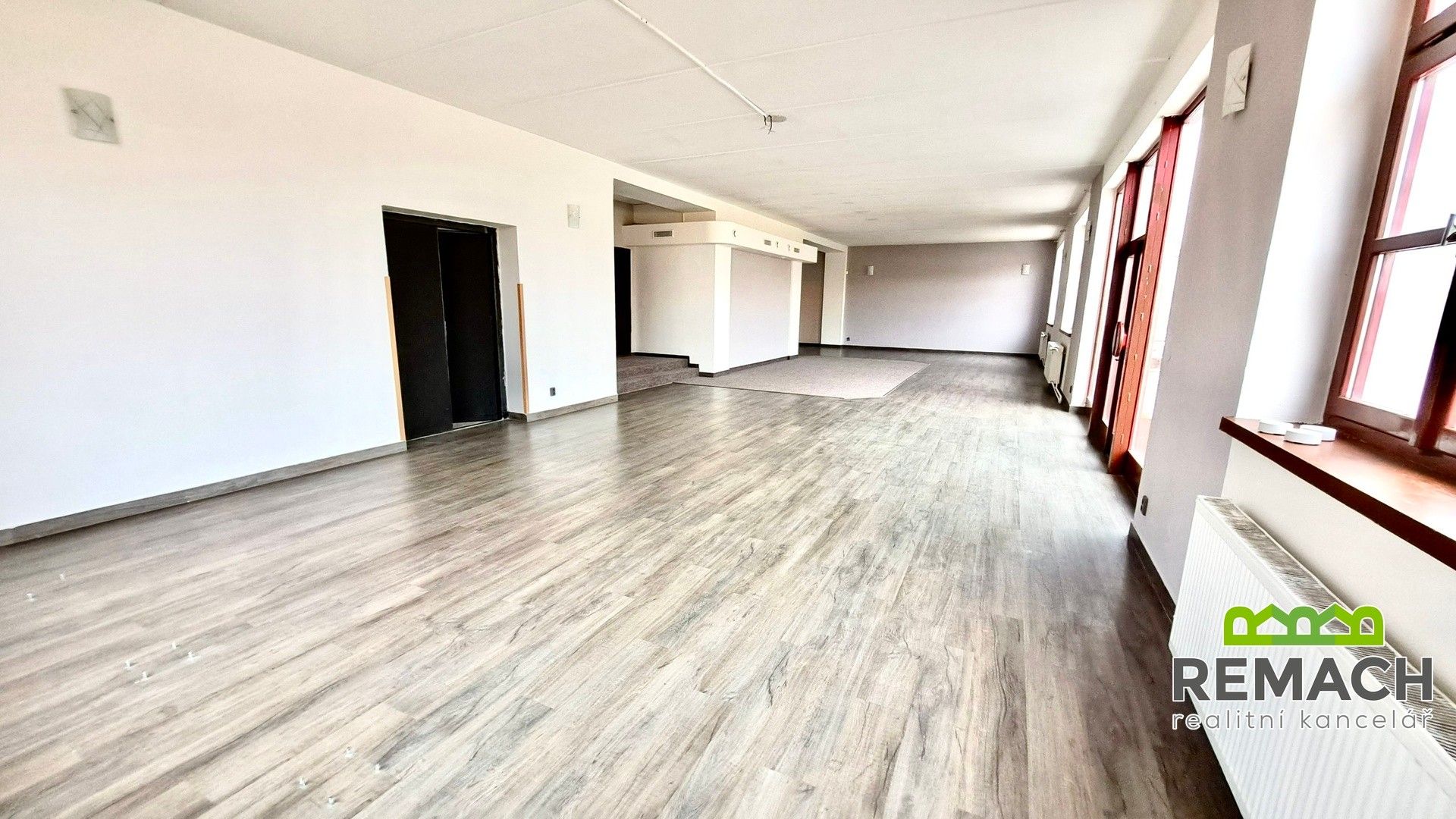Obchodní prostory · 170 m² · náměstí Svobody, Kunovice - 3