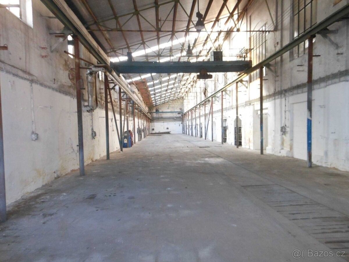 Sklady, Hospozín, 273 22