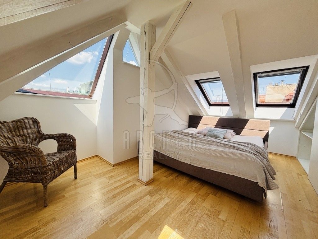 2+kk, Navrátilova, Praha Nové Město, 106 m² - 2