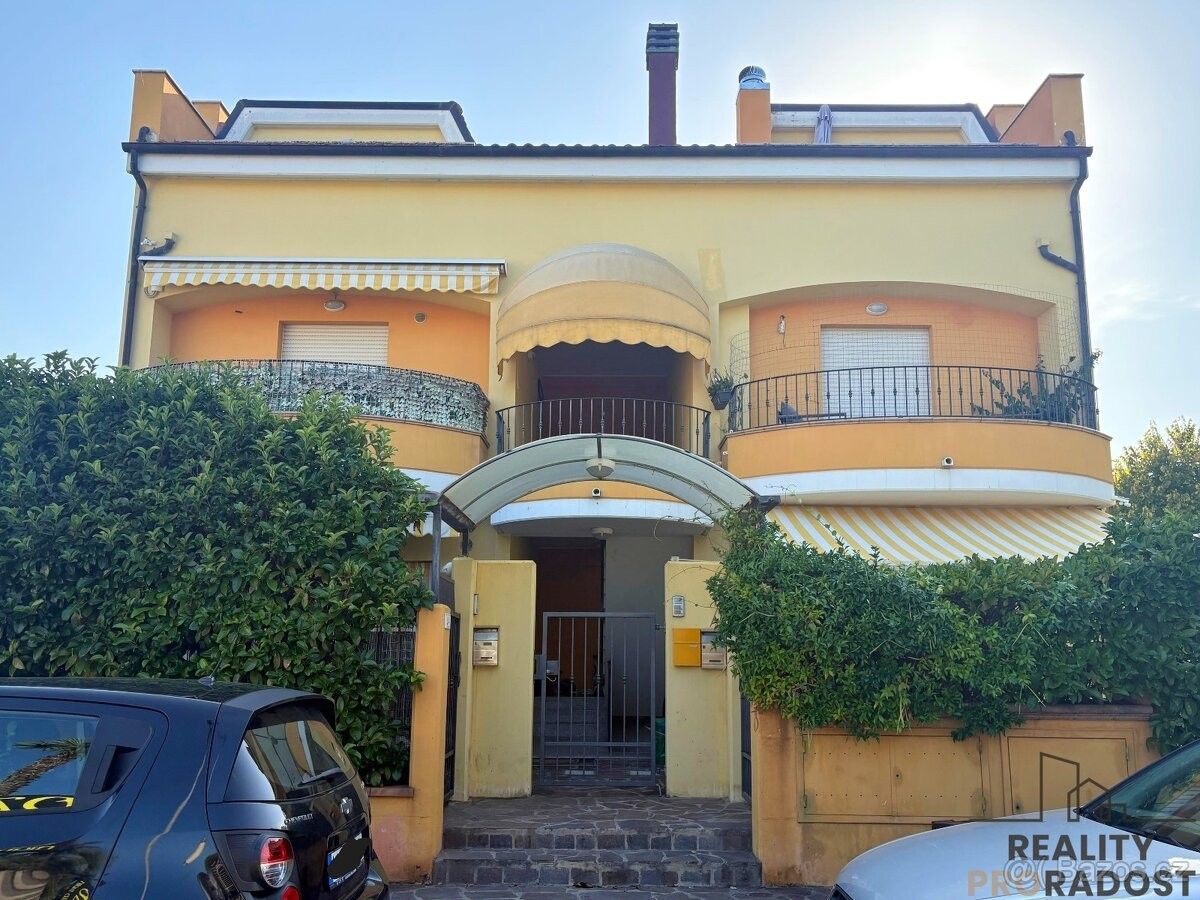 Prodej byt - 987 66, Zahraničí