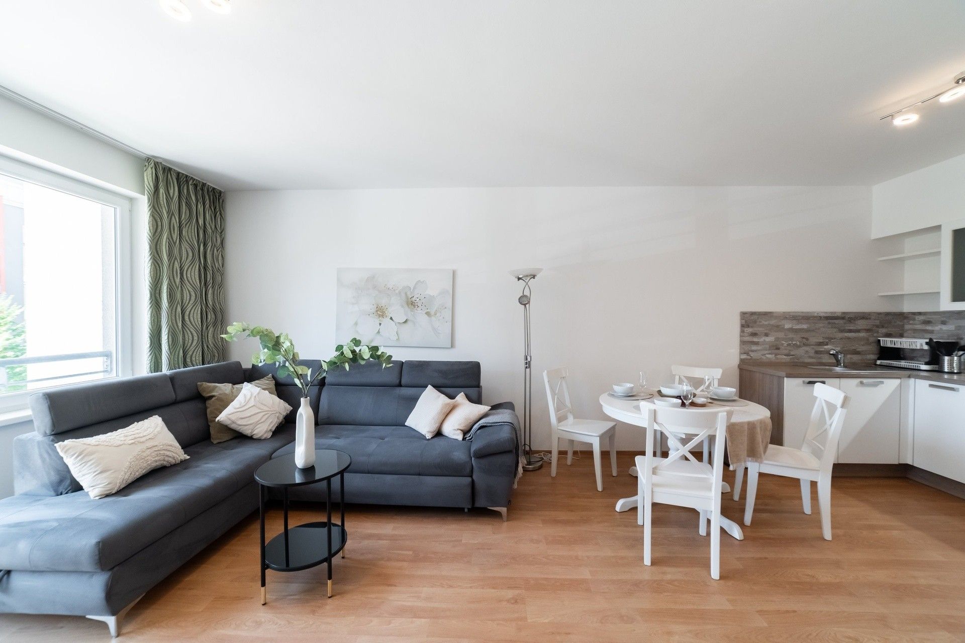 3+kk, Sazovická, Praha, 91 m²